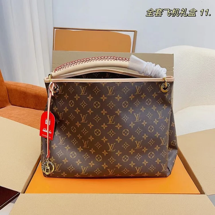 LV Monogram Canvas Artsy GM M40259