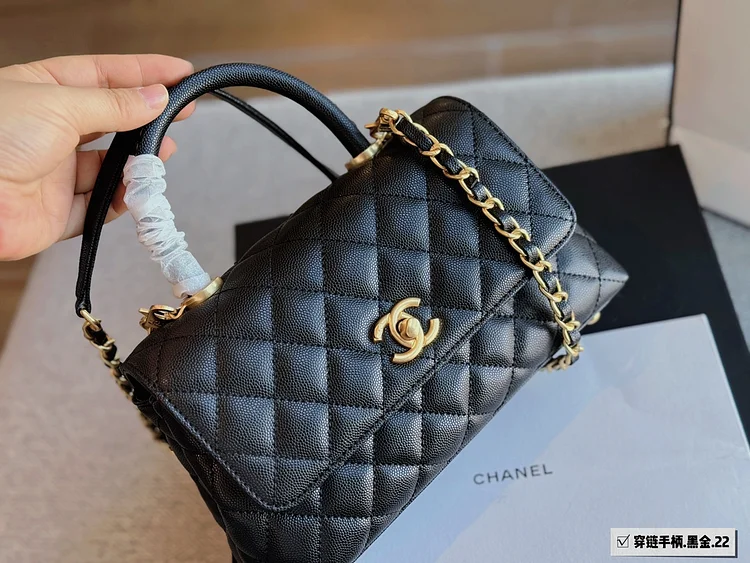 CC new arrival coco handle caviar leather size : 23*13cm