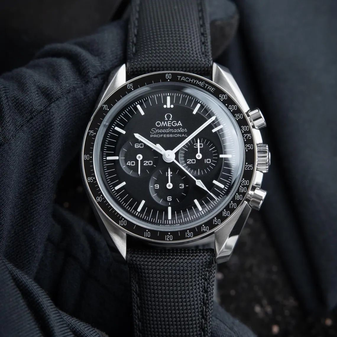 Omega Speedmaster Professional Ref. 310.32.42.50.01.001 Watch – Free Shipping | Minimalist & Luxury Design | Perfect Gift for Him