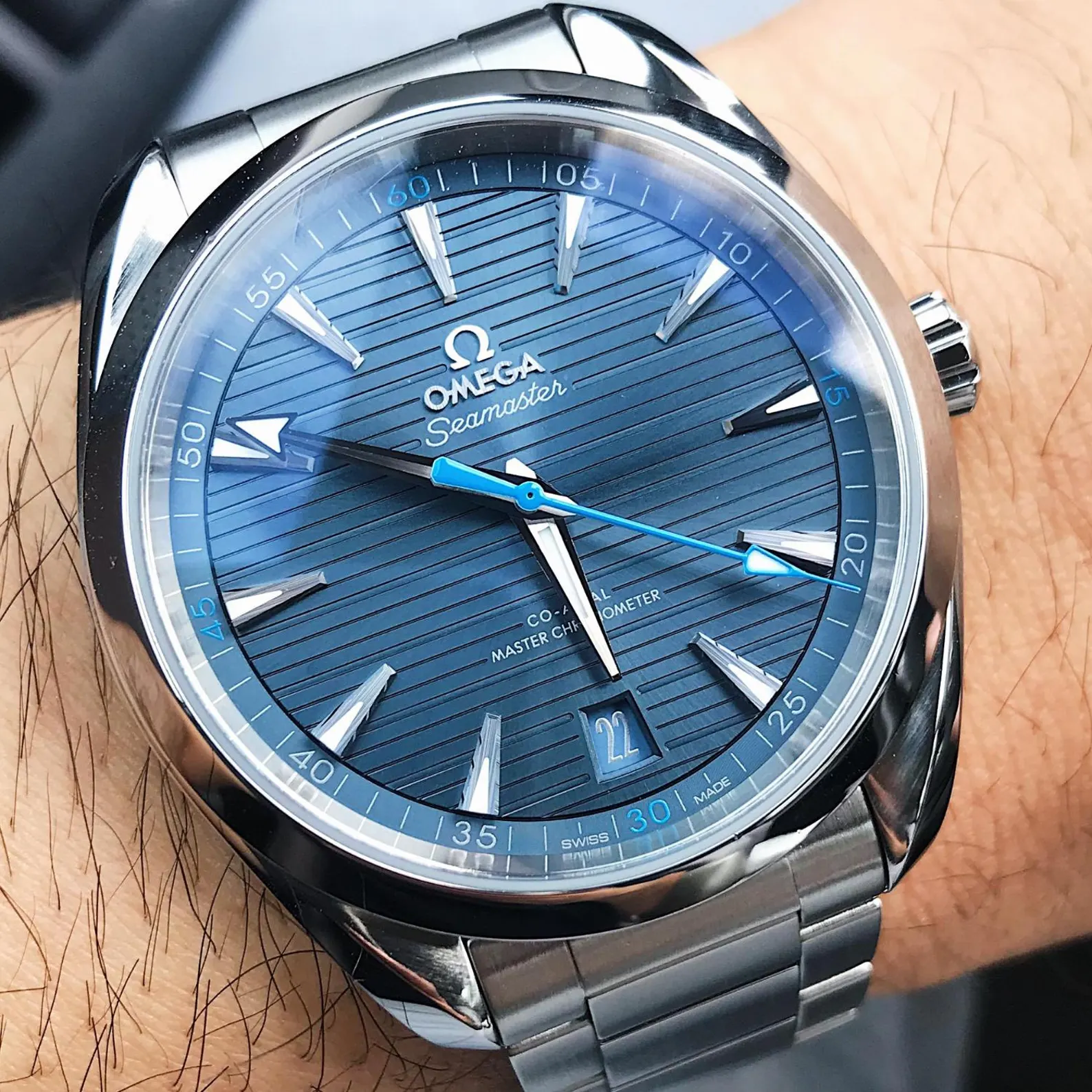 Omega Seamaster Aqua Ref. 220.10.41.21.03.002 Watch – Free Shipping | Minimalist & Luxury Design | Perfect Gift for Him