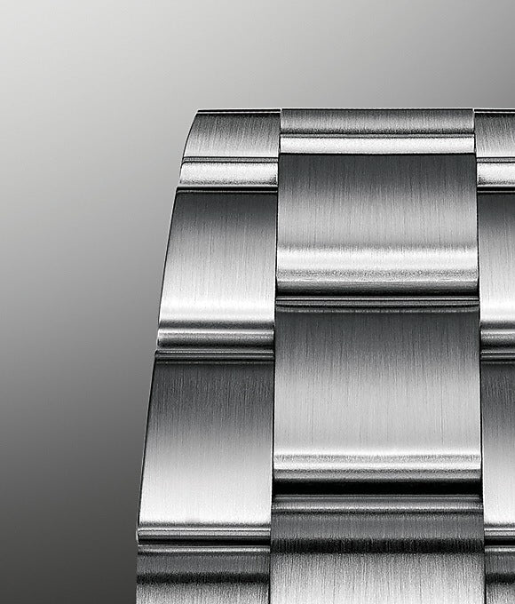 Rolex Sea-Dweller 43, Oystersteel, Red Letters, Ref# 126600-0002 - Image 4