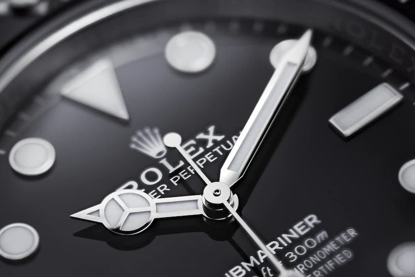 Alternative view of Rolex Submariner 41 mm Oystersteel Ref# 124060